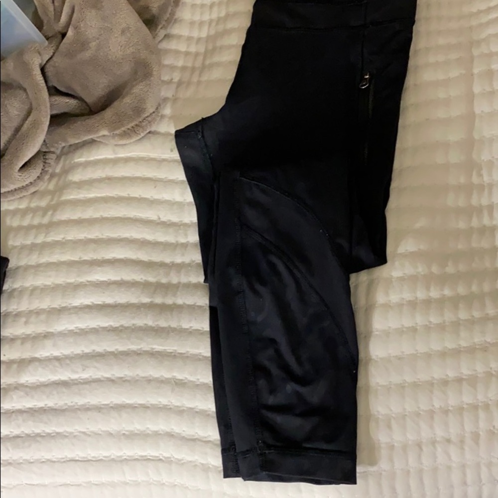 Lululemon black running pants